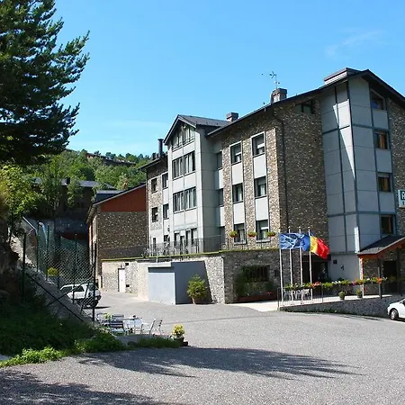 Holastays La Hotel 3*